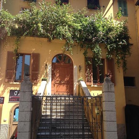 Antico Palazzo Signorile Apartment Salò Екстериор снимка