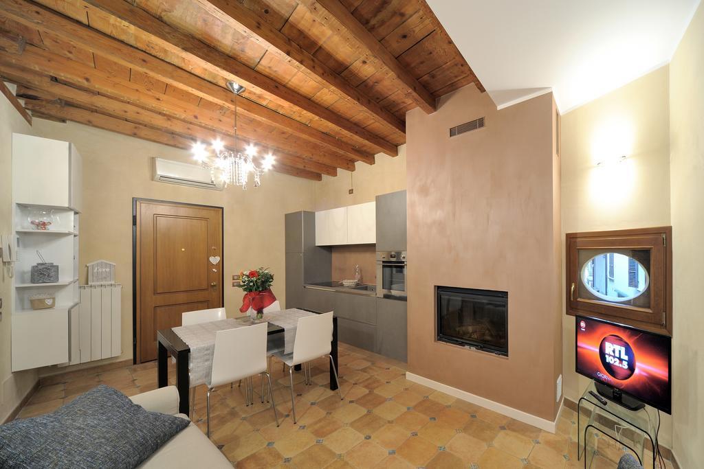 Antico Palazzo Signorile Apartment Salò Екстериор снимка