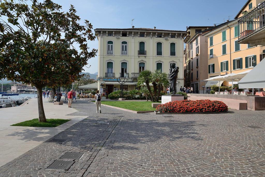 Antico Palazzo Signorile Apartment Salò Екстериор снимка