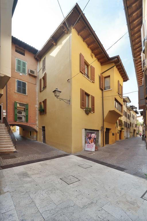 Antico Palazzo Signorile Apartment Salò Екстериор снимка